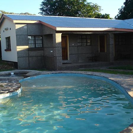 The Stone Guest House Livingstone Exteriér fotografie